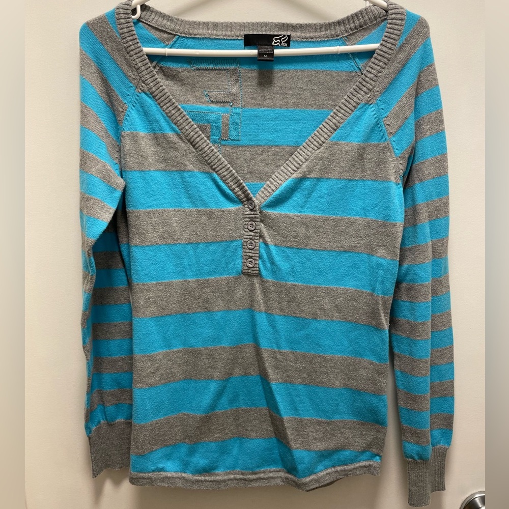 Women’s Fox racing sweater